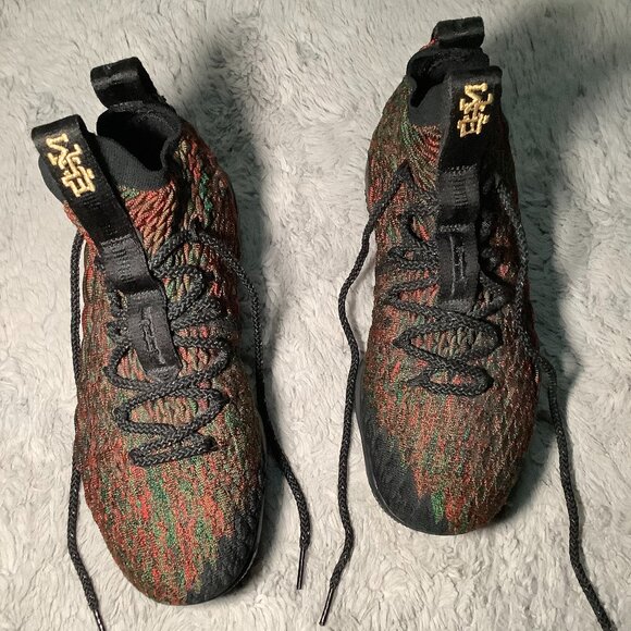 Youth Nike Lebron 15 BHM GS Sneakers Boys/Mens main image 5